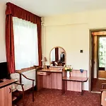Hotel Beatrix 3*