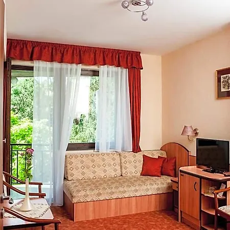 Hotel Beatrix 3*