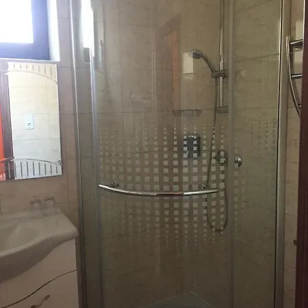 Отель Beatrix 3*